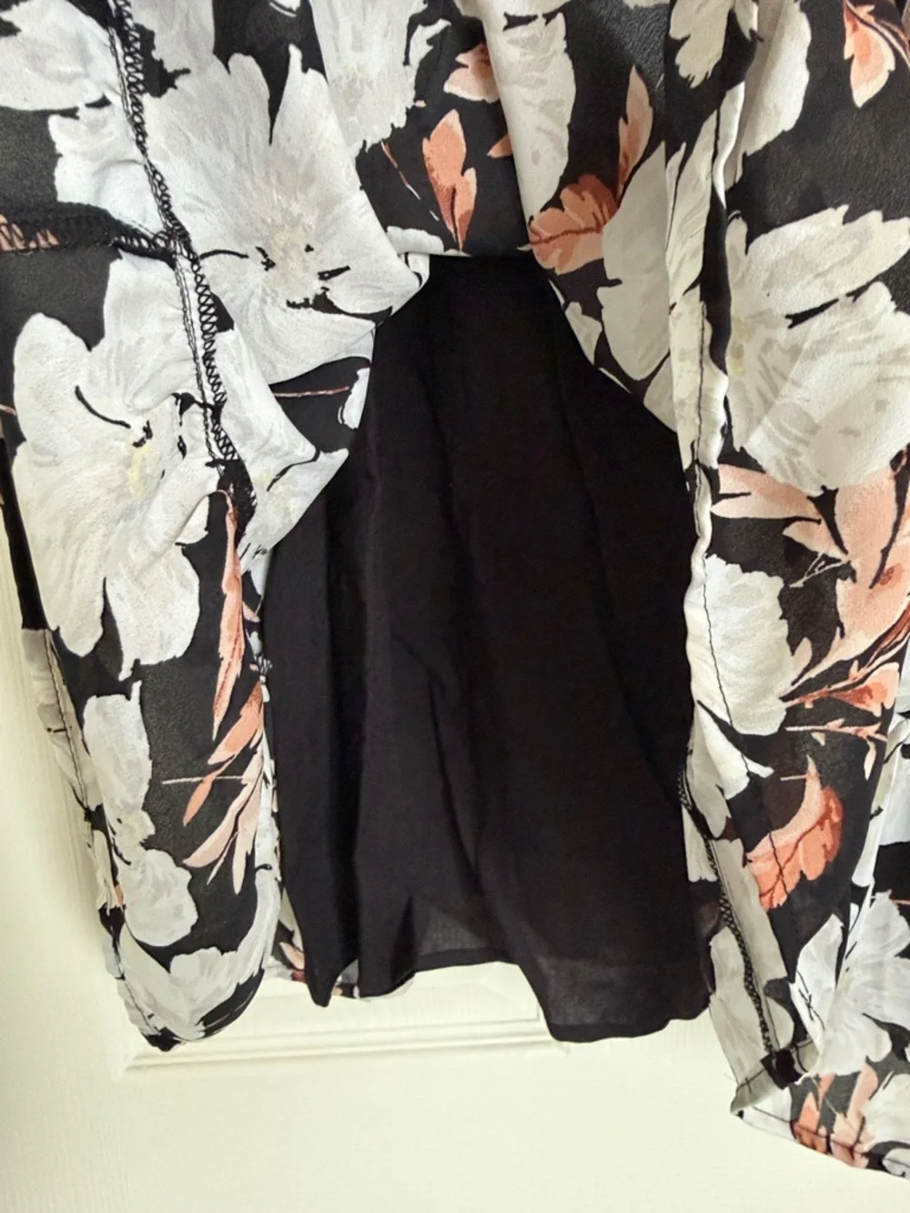 Abercrombie & Fitch Black and White Floral Square-Neck Mini Dress - Picture 5 of 5